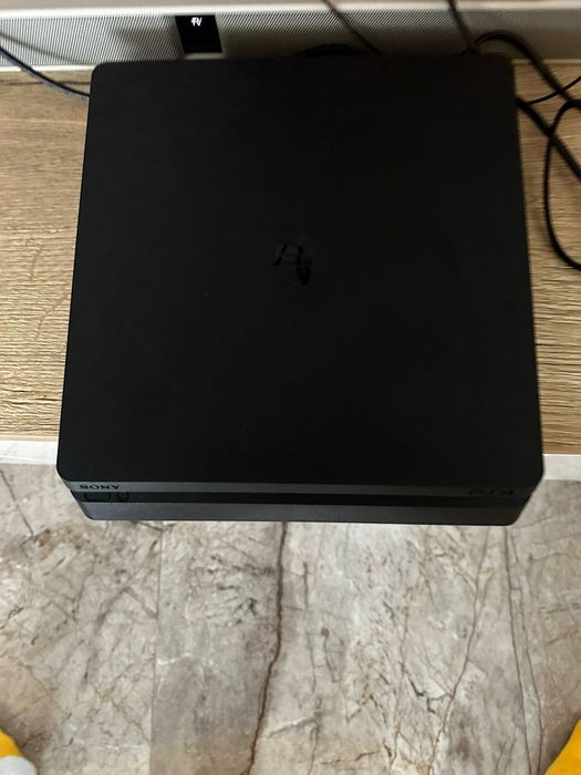 PS 4 că nou slim 1TB+