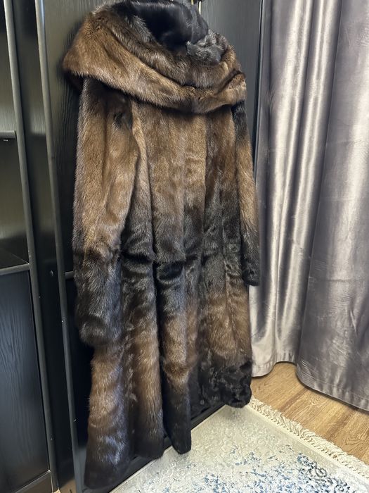 Продам норковую шубу