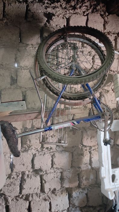 Велосипед запчасти продаётся!