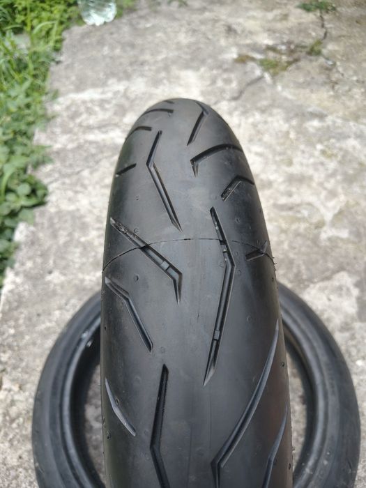 Pirelli Rosso 2  предна