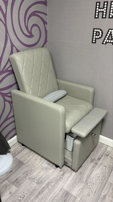 Педикюрное кресло