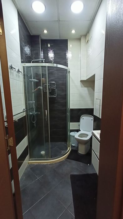 Продава се Четиристаен апартамент в София, Оборище - 100 кв.м за 4200 €/кв.м - Снимка #4