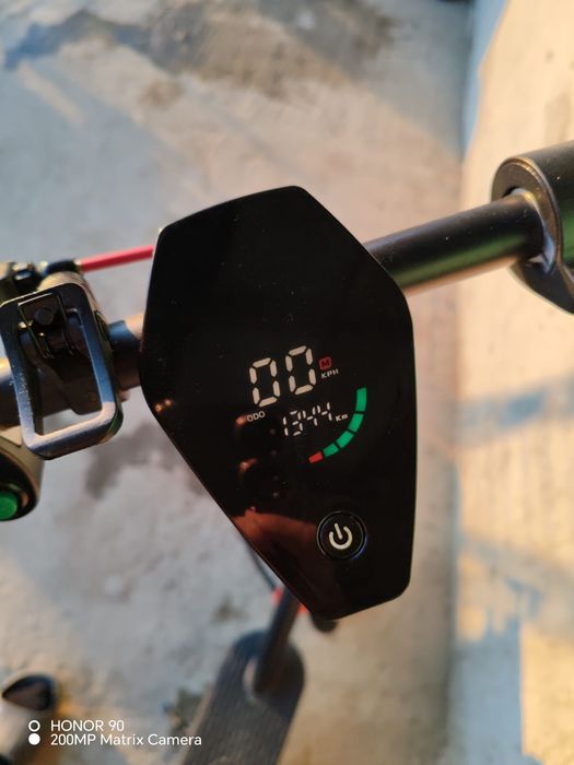 Vând trotinetă vortex vo7002