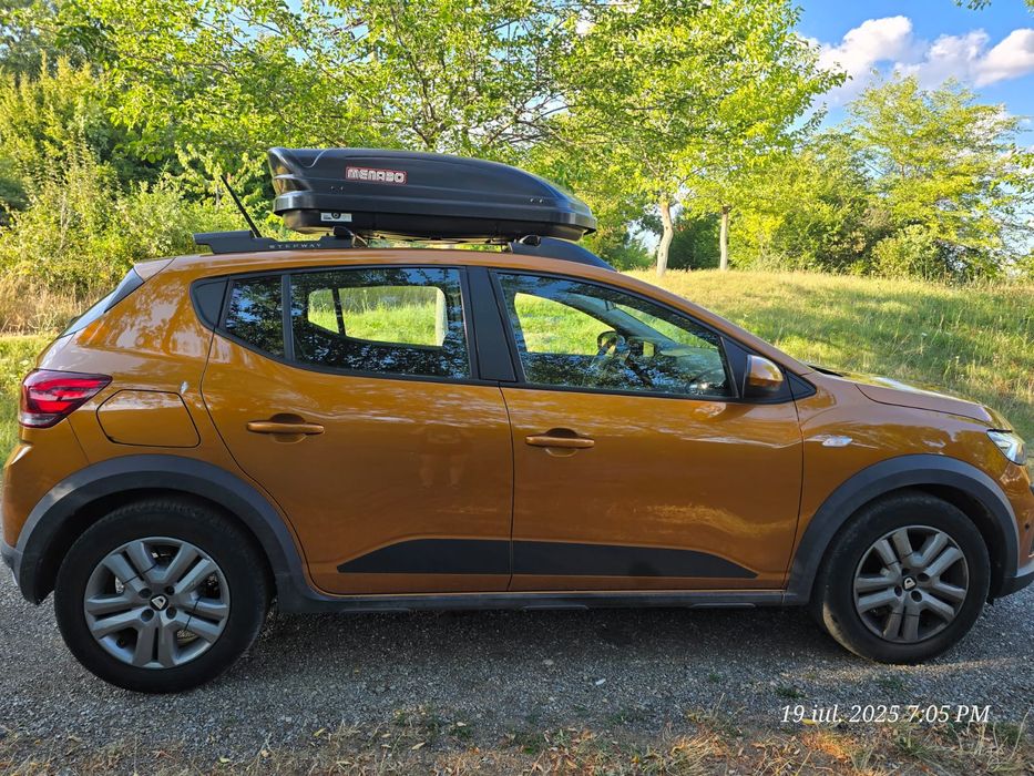 Portbagaj auto cu prindere pe plafon