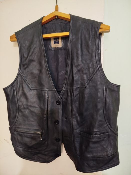 Продам из натуральной кожи.