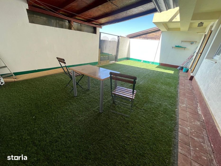 Apartament 3 camere cu curte proprie – gata de mutat!