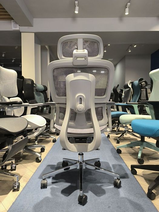 Офисное кресло для руководителя модель Lucky ted. Optim va dona