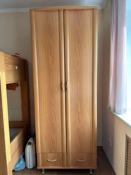 Шкаф стол кровать