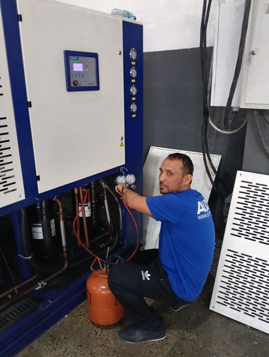 Установка ремонт и заправка кондиционеров VRF VRV