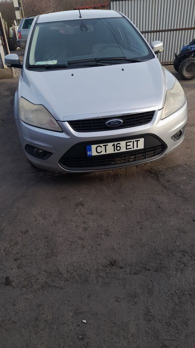 Vând Ford focus din 2010