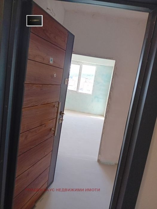 Продава се Двустаен апартамент в Перник, Изток - 62 кв.м за 806 €/кв.м - Снимка #5