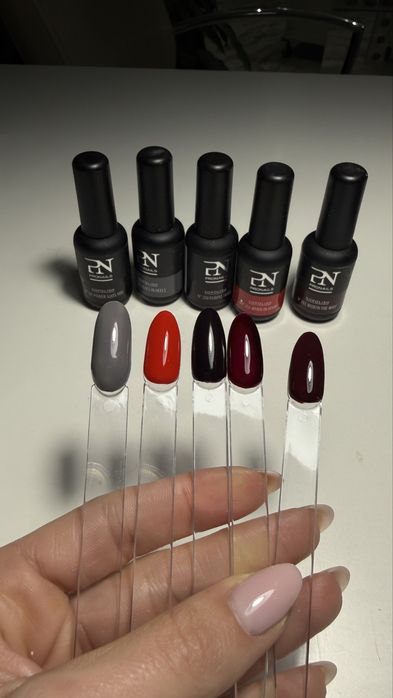 Намалени гел лакове Pn pro nails
