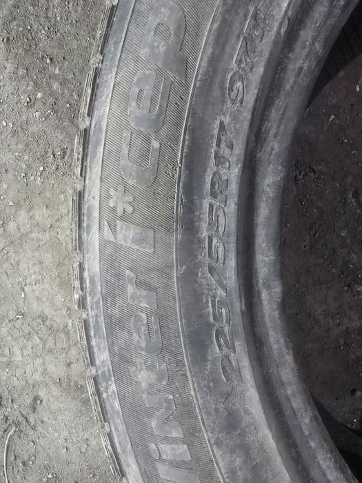 Продам зимнию резину на 17