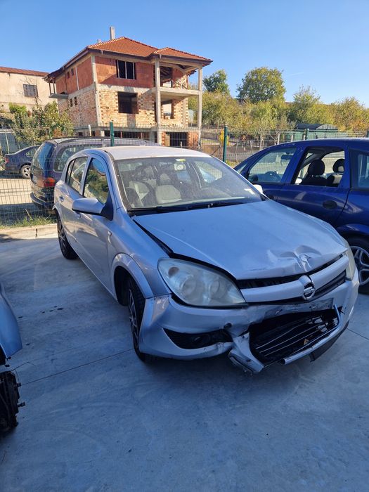 Opel Astra H 1.7 CDTI (НА ЧАСТИ)