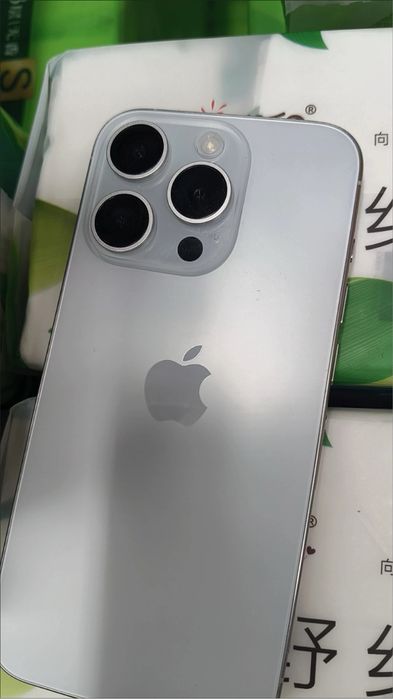 Iphone 15 pro 256gb titanium ideal 89% yomkost