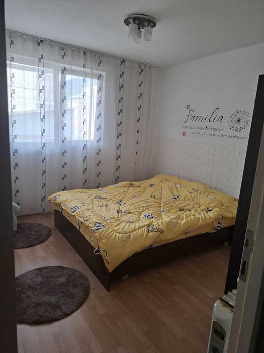 Vand apartament 2 camere Lupeni Hunedoara