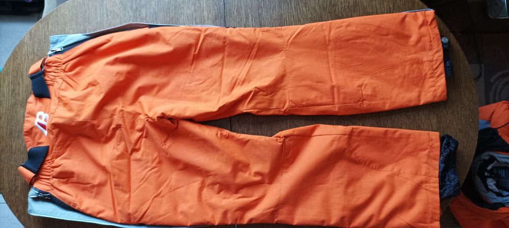 Ски екип -панталон и яке  Anzi Besson gore-tex