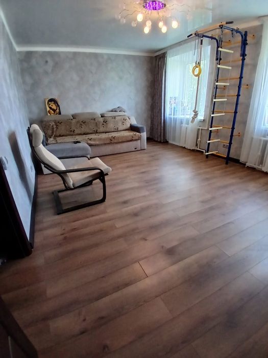 Продам 3-х улучшенной планировки  в кирпичном доме