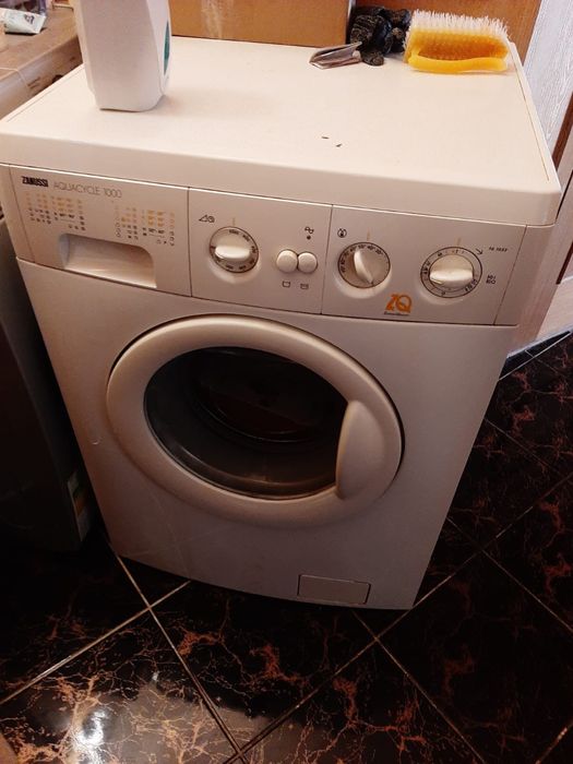 Продам стиральную машину