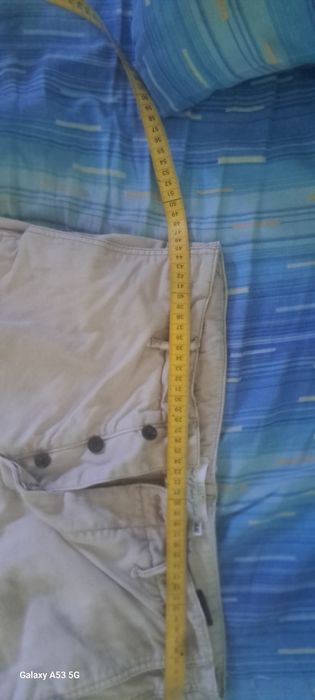 Къси панталони бежави нови