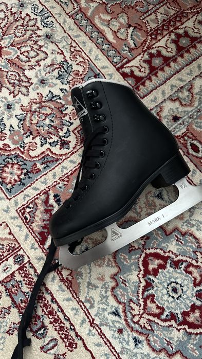 Коньки состояник отличное