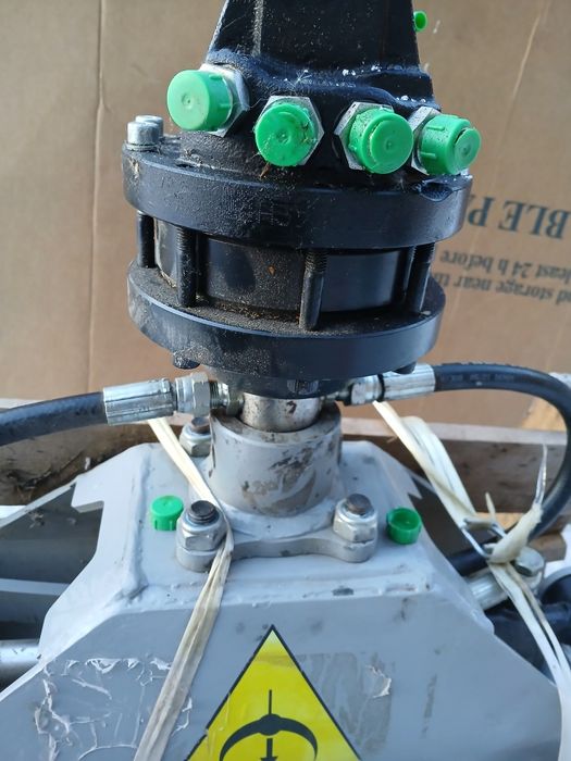 Graifer  lemne cu rotator