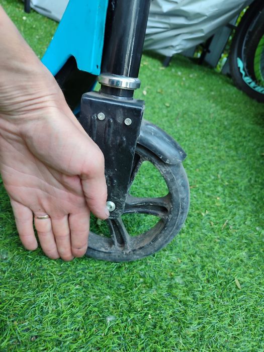 Продам самокат в хорошем состоянии