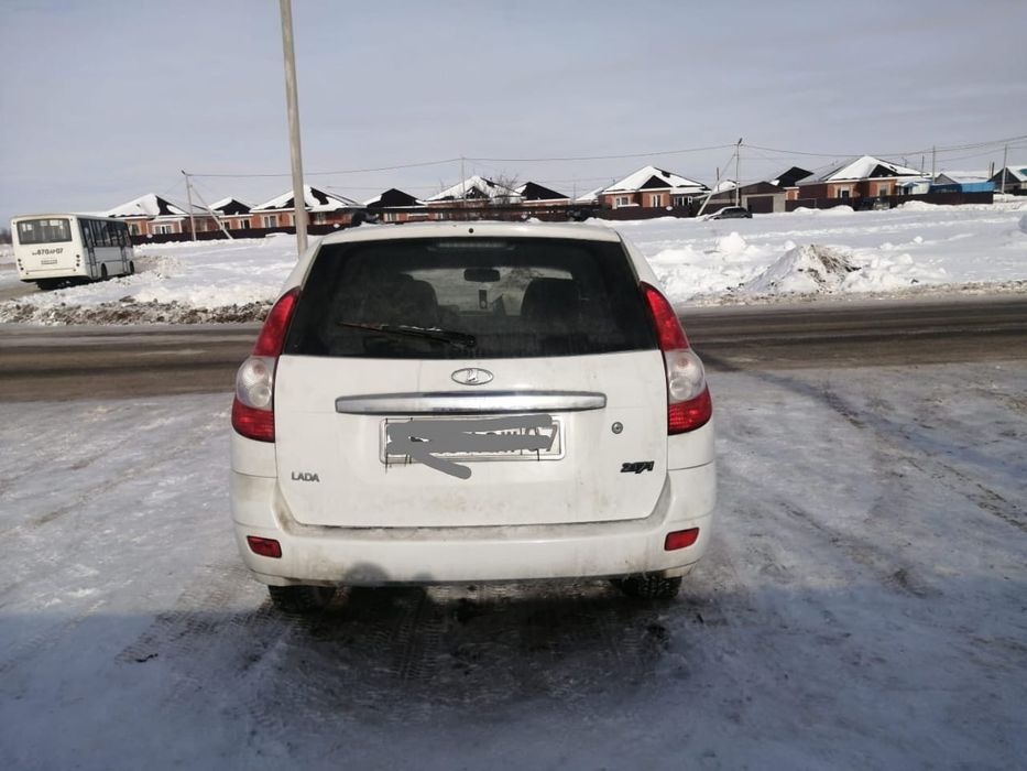 Лада приора универсал