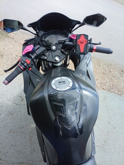 Продам электробайк YAMAHA R3