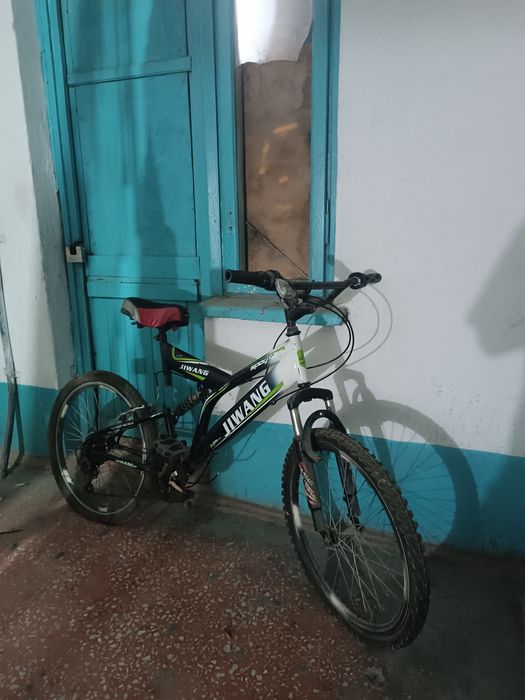 Велосипед спортивный