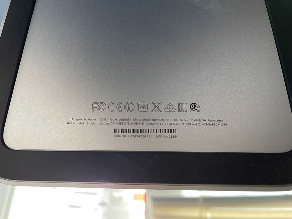 All-in-One Apple iMac 21.5" Full HD (Late 2015), Core i5-5250U, 8GB RAM, HDD 1TB, Tastatură Apple Cadou