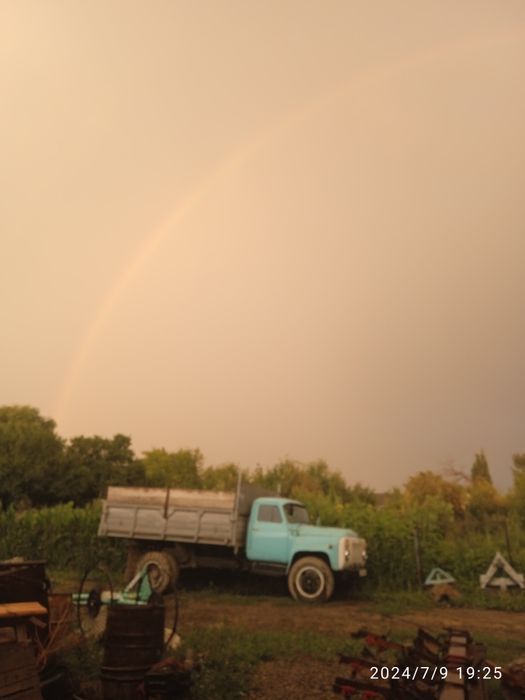 Продам культиватор заводской !