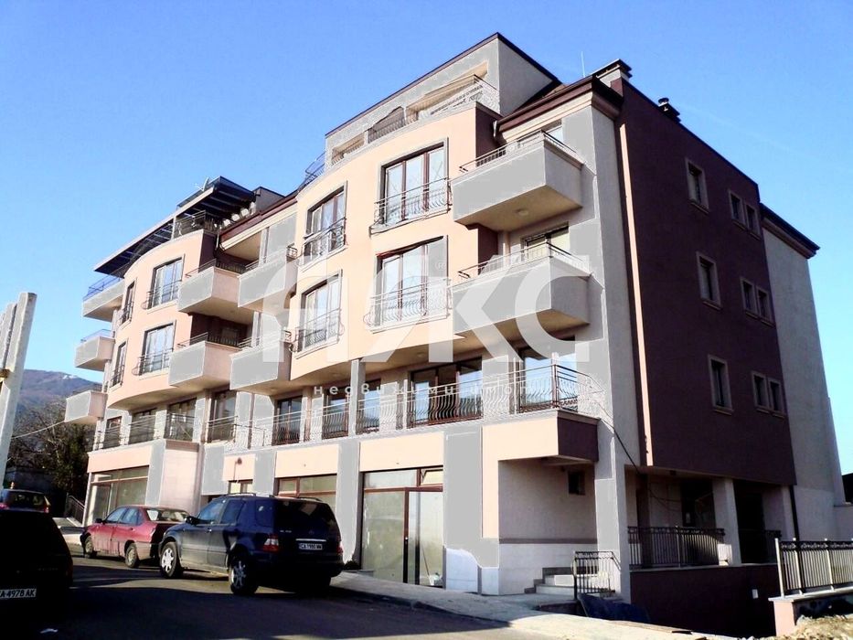 Продава се Четиристаен апартамент в София, Манастирски ливади - 110 кв.м за 1855 €/кв.м - Снимка #9