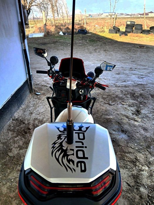 Мопед макси срочно