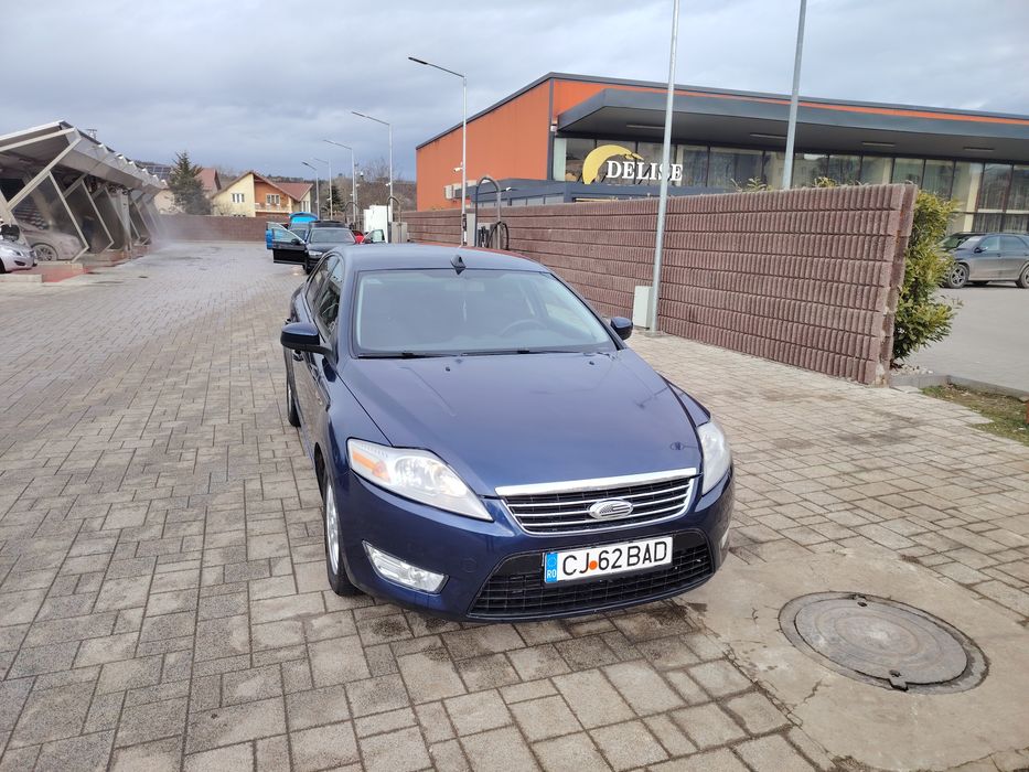 Vând Ford Mondeo mk4