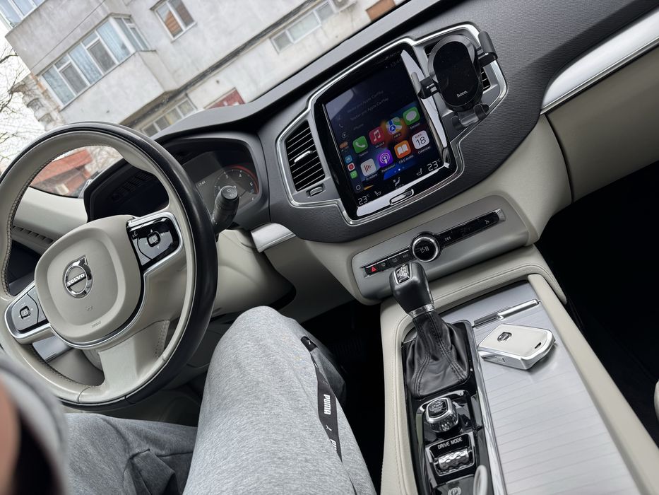 Volvo XC90 2.0D AWD Momentum 2019