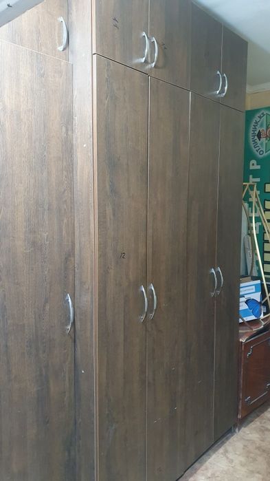 Продаю парты и столы