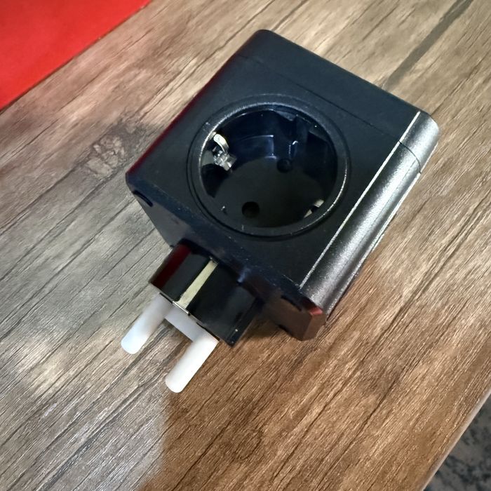 Универсал Адаптер-Тройник новый 3 в 1