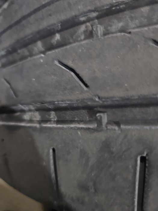 Anvelope vara  255 / 55  R 18