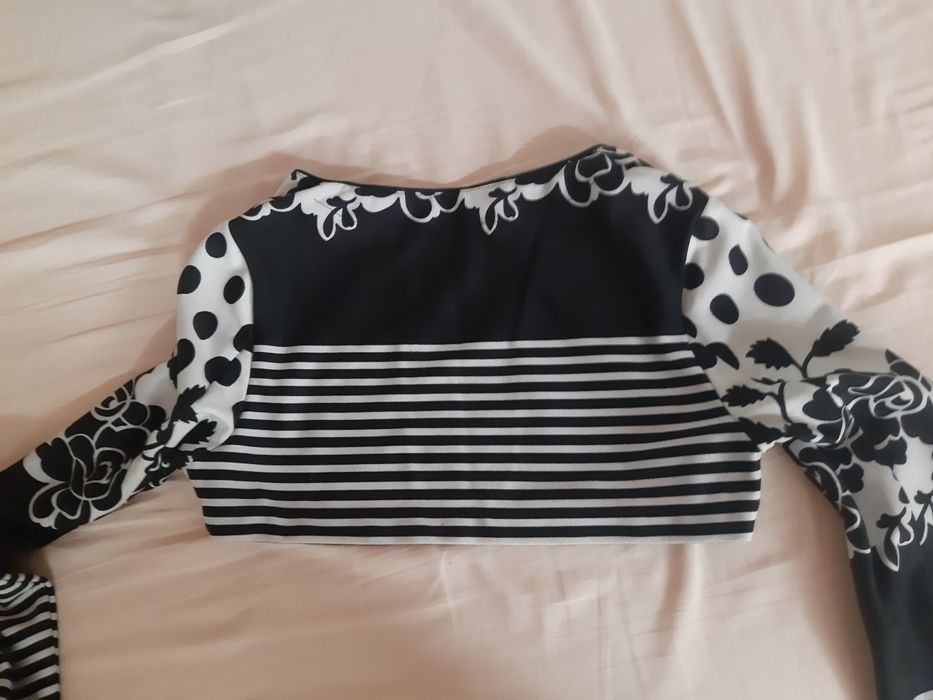 Красиво дамско костюмче/комплектче за повод