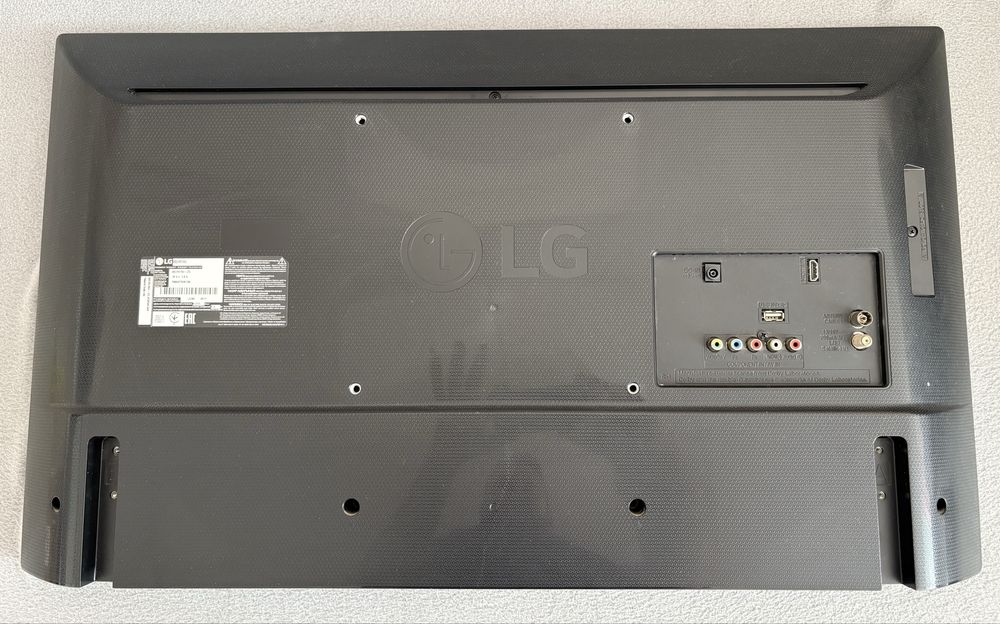 Телевизор LG б/у………….