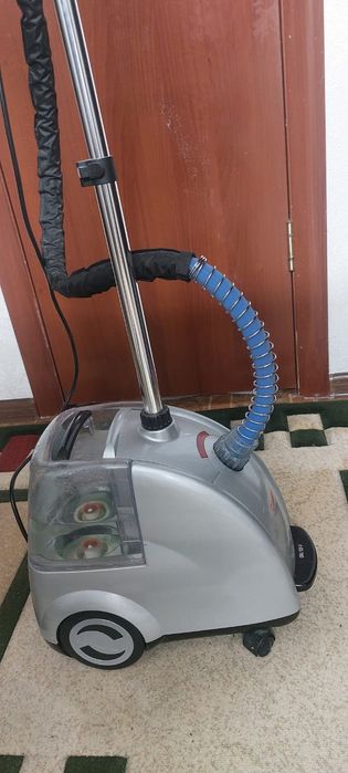 Паровой утюг в отличном состоянии