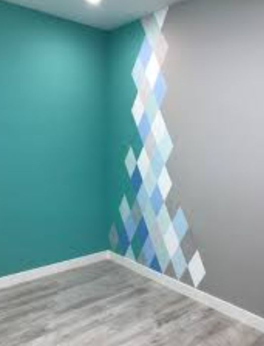 Покраска стен и потолков