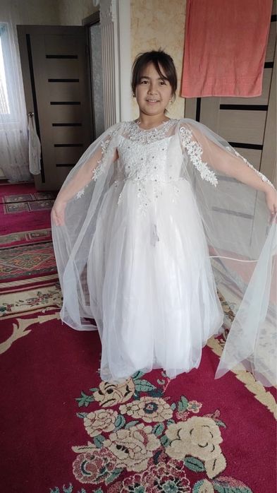 Бальный көйлек + туфли подарка