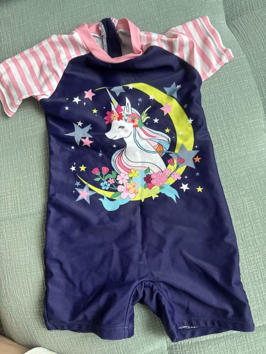 Купальники  на 6-7 лет