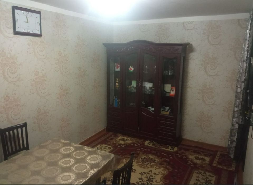 Аренда  коракамиш жомий чукурсой .хонали оилага берилади расмдаги уй х