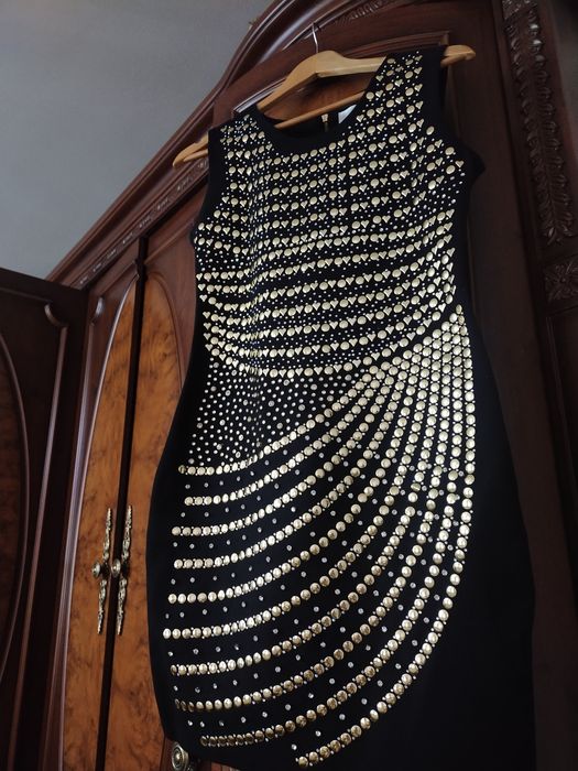 продам новое платье вечернее