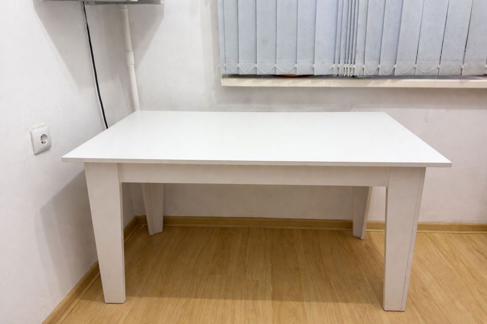 Стол для кухни, в отличном состоянии