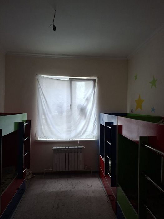 Kvartira va podval sotiladi