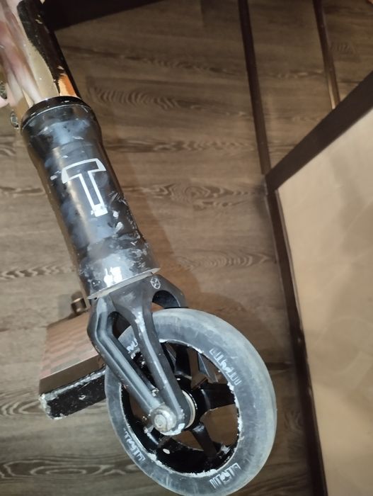 Трюковой самокат